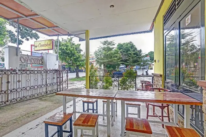 Суракарта: OYO 90446 Hotel Pajang Indah