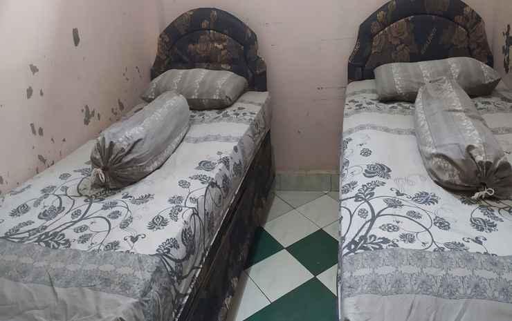 Банджанбару: OYO 90430 Penginapan Hdk