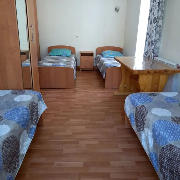 Гремячинск: База отдыха Lake House