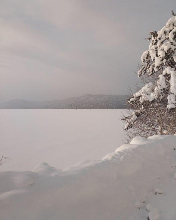 Гремячинск: База отдыха Lake House