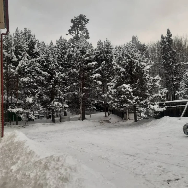 Гремячинск: База отдыха Lake House
