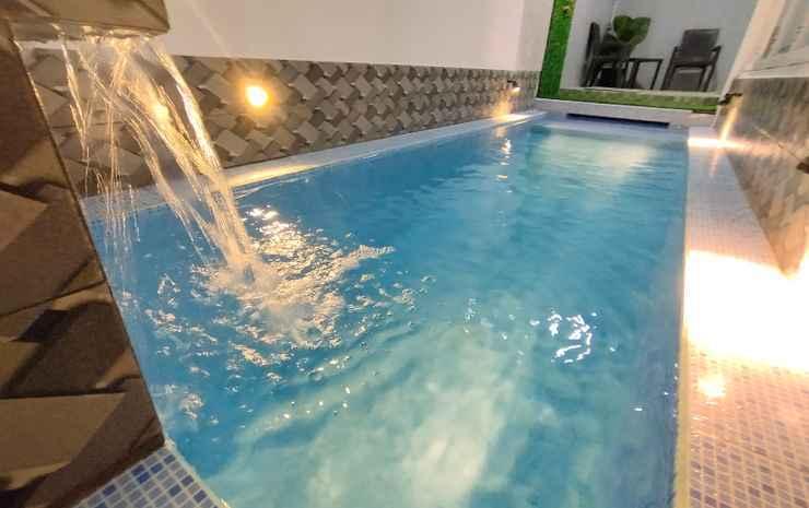 Бату: Vilatel A8 With Private Mini Pool By N2K