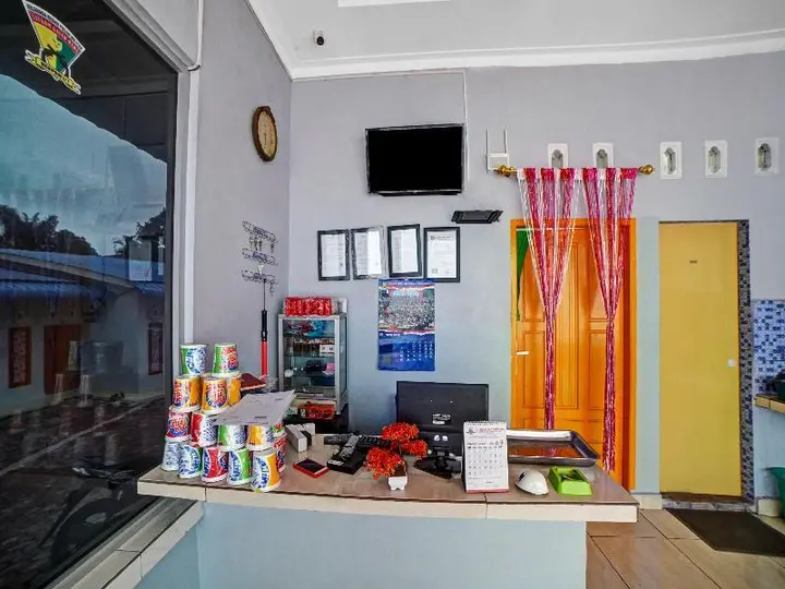 Пематангсиантар: OYO 90509 Nadia Hotel