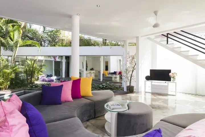 Villa La Sirena 2 Minutes From Beach 3 Bedroom Villa by Redawning — фото 1