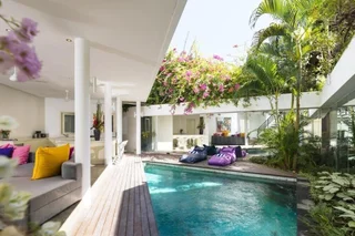 Кута: Villa La Sirena 2 Minutes From Beach 3 Bedroom Villa by Redawning