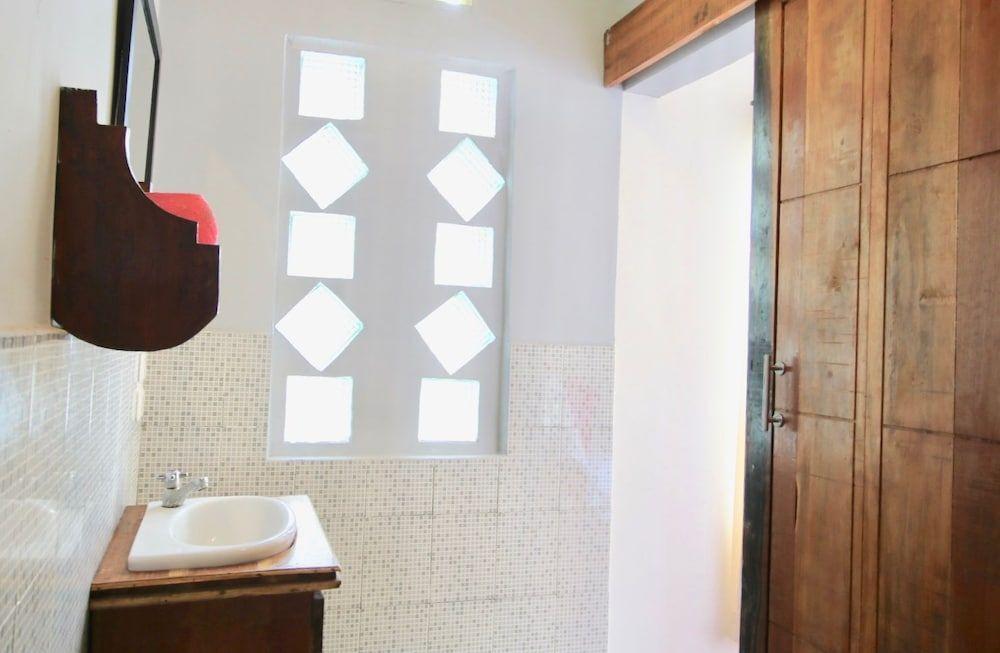 Гили Аир: El Jardin de Shambala
