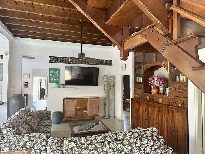 Денпасар: Bayshore Villa Sanur