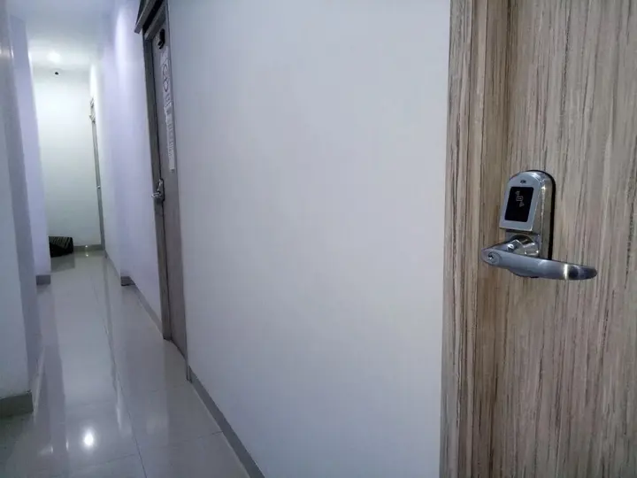 Джакарта: Hotel Syariah Mama Cengkareng