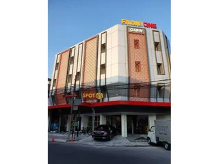 Суракарта: Front One Cabin Slamet Riyadi Solo