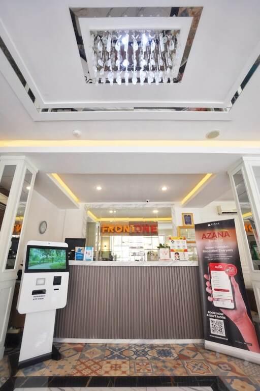 Суракарта: Front One Cabin Slamet Riyadi Solo