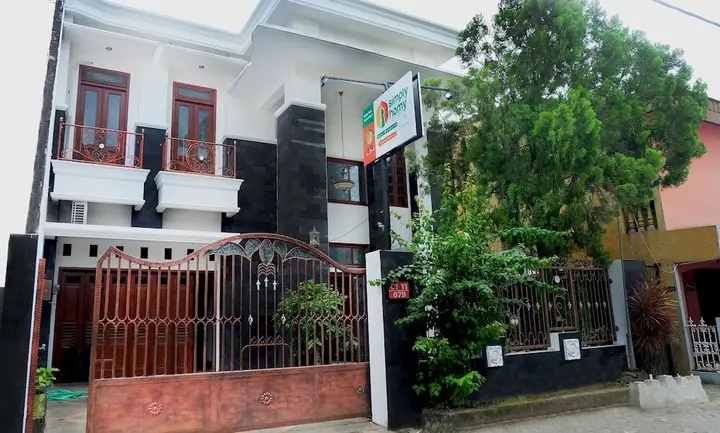 Simply Homy Guest House UNY Samirono — фото 1