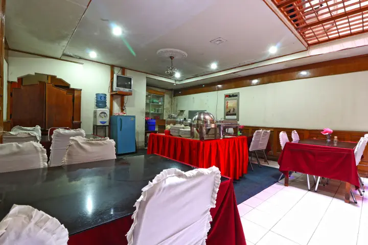 Медан: Hotel Sumatera