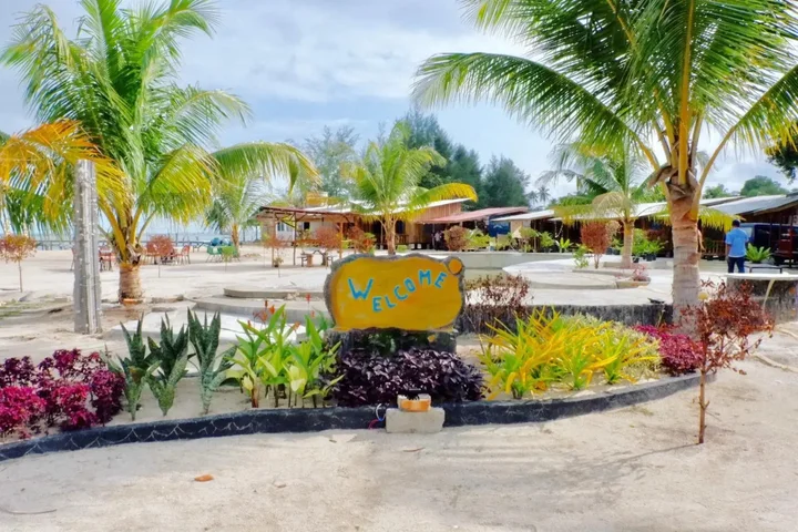 Остров Пеньенгат: Hello Bintan Beach Cottages