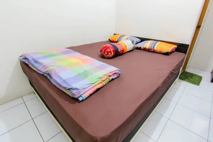 Депок: JJ House Wahid Hasyim