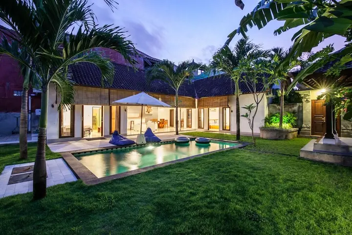 Кута: Casaluna Villa