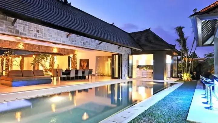 Керобокан: Modern Family Villa