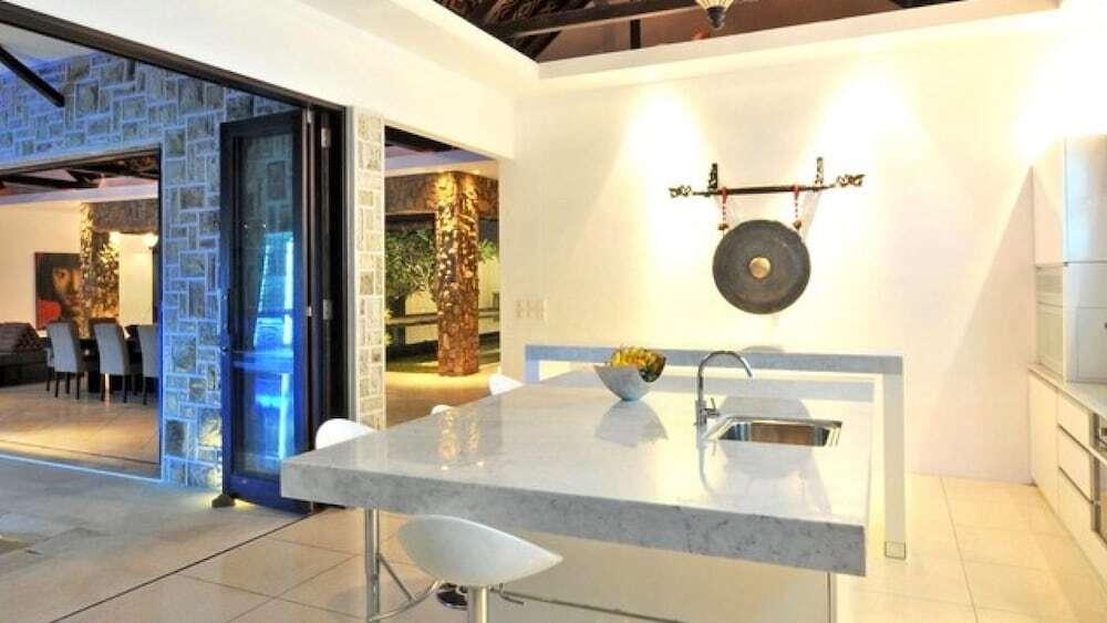 Керобокан: Modern Family Villa