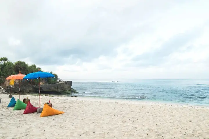 Лембонган-Айленд: D'Byas Beach Club and Villa