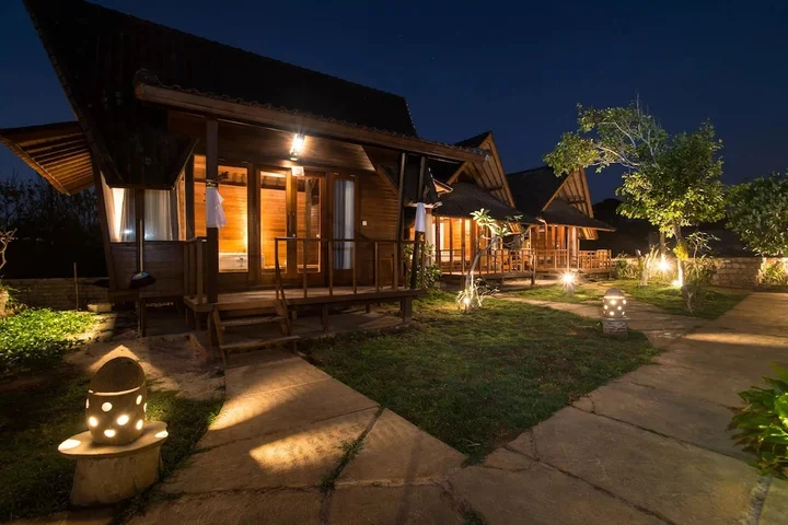 Лембонган-Айленд: D'Byas Beach Club and Villa