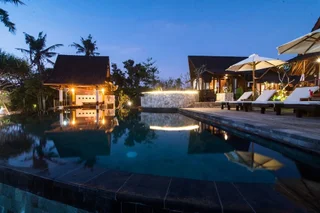Лембонган-Айленд: D'Byas Beach Club and Villa