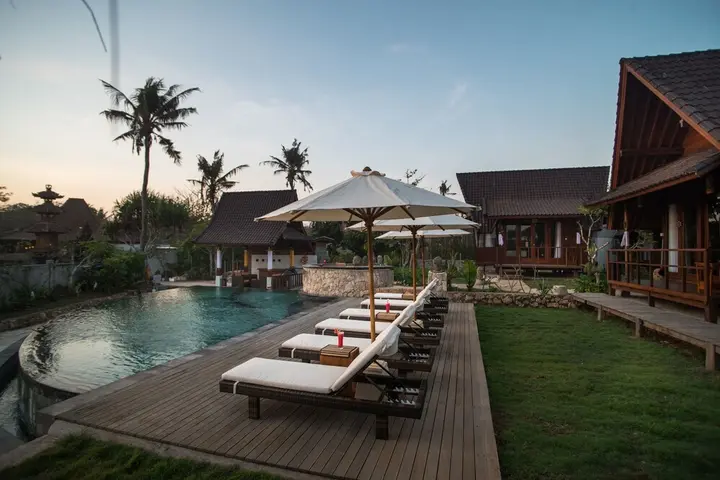 Лембонган-Айленд: D'Byas Beach Club and Villa