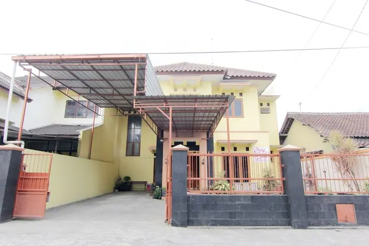 Батуретно: Omahe Simbah Guesthouse