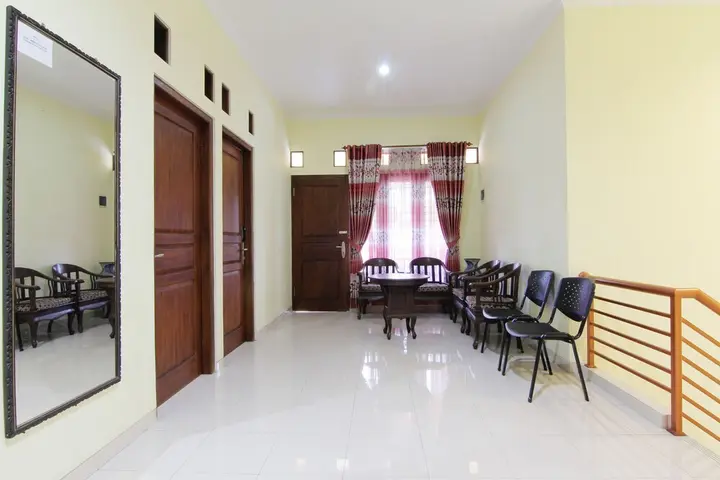 Батуретно: Omahe Simbah Guesthouse