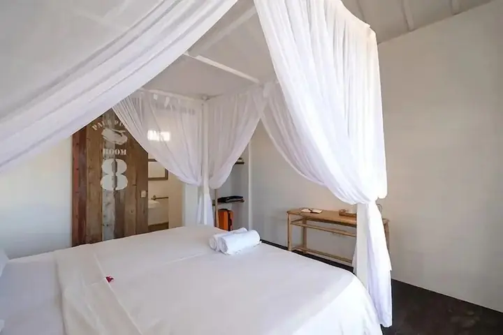 Лембонган-Айленд: Paus Putih Hotel