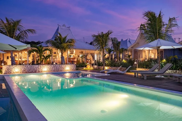 Лембонган-Айленд: Paus Putih Hotel