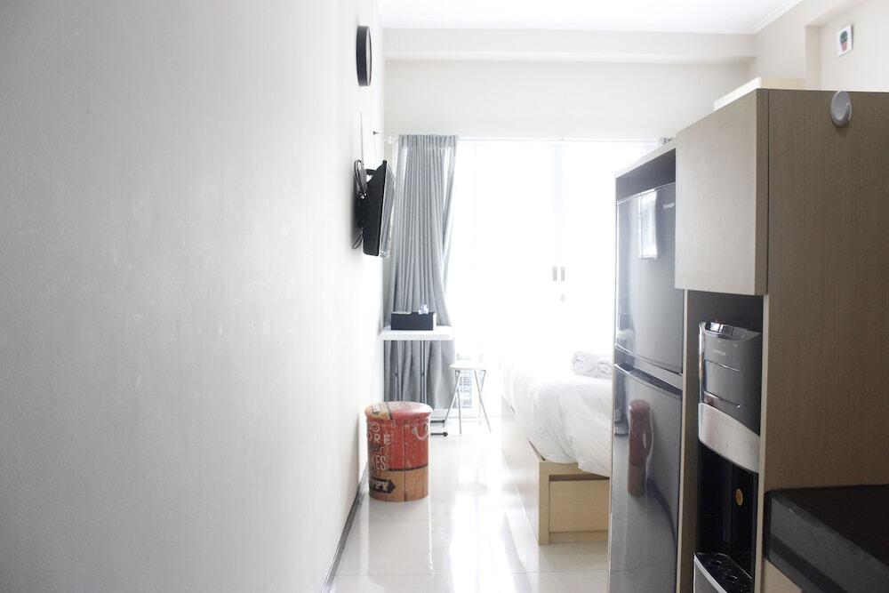 Бандунг: Homey Studio Gateway Pasteur Apartment near Exit Toll