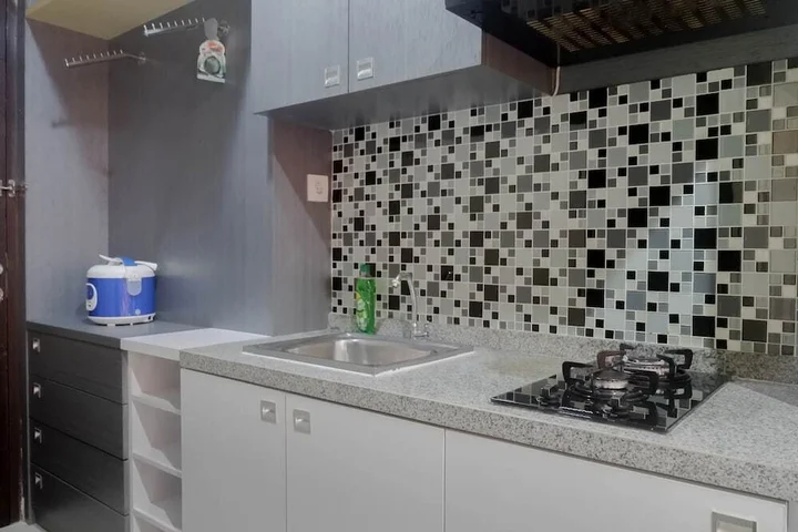 Сурабая: Relaxing Studio Apartment at Tamansari Papilio