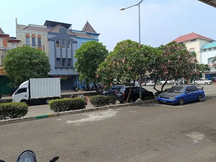 Джакарта: Ratana Cengkareng