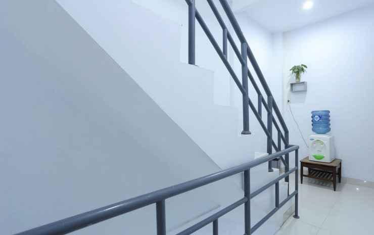 Джакарта: Ratana Cengkareng