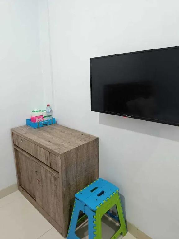 Джакарта: Ratana Cengkareng