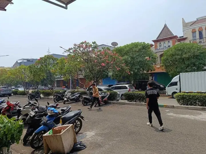 Джакарта: Ratana Cengkareng