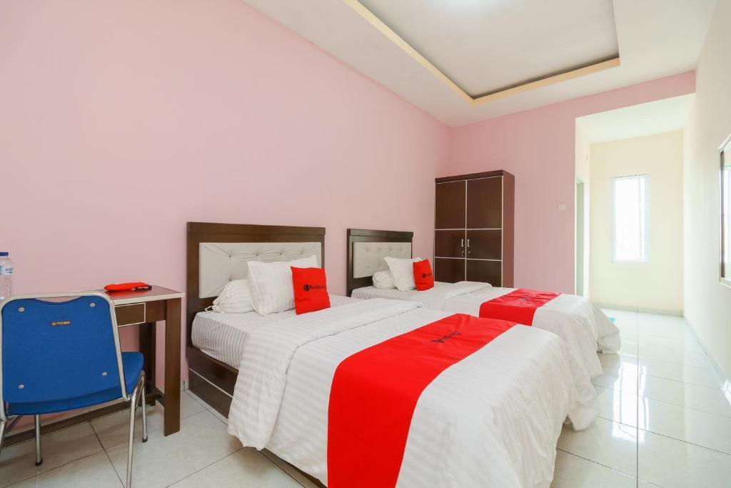 Палембанг: RedDoorz Syariah near Simpang Sekip Palembang