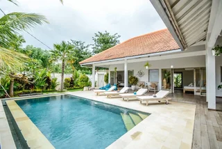 Унгасан: Villa Kampung