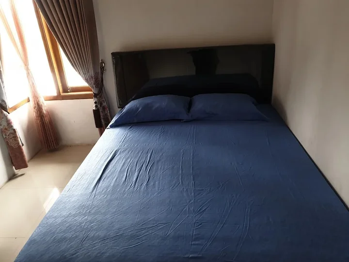 Бату: Nabilla Homestay