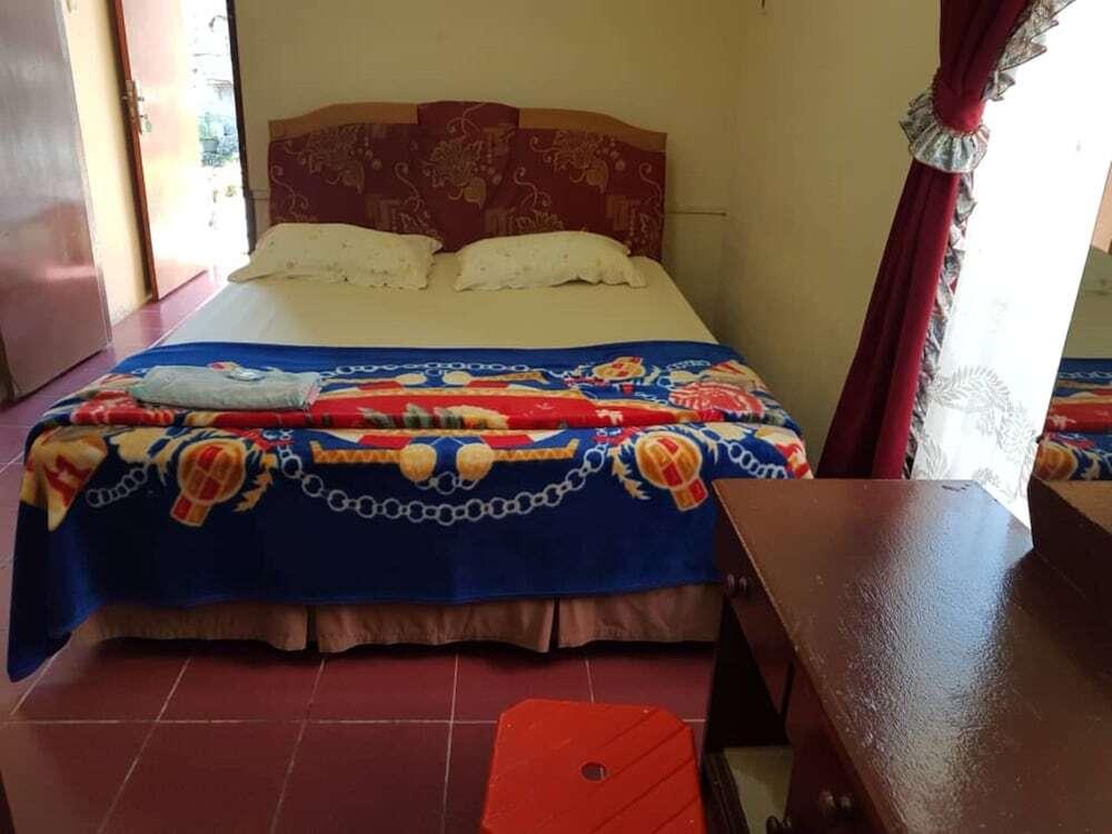 Берастаги: Kaliaga Bungalow