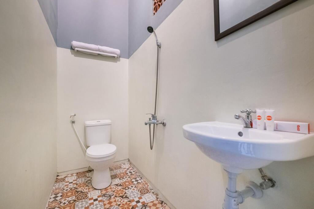 Депок: OYO 1162 ZE room