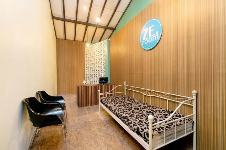 Депок: OYO 1162 ZE room