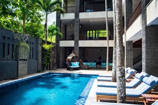 Унгасан: Balconies Villa Bali