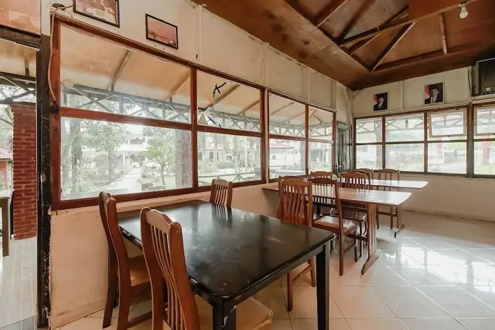 Озеро Тоба: RedDoorz Plus @ Jalan Tugu Silalahi Tongging