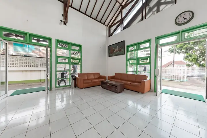Сукабуми: RedDoorz @ Jalan R.E. Martadinata Sukabumi