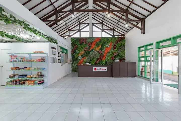 Сукабуми: RedDoorz @ Jalan R.E. Martadinata Sukabumi