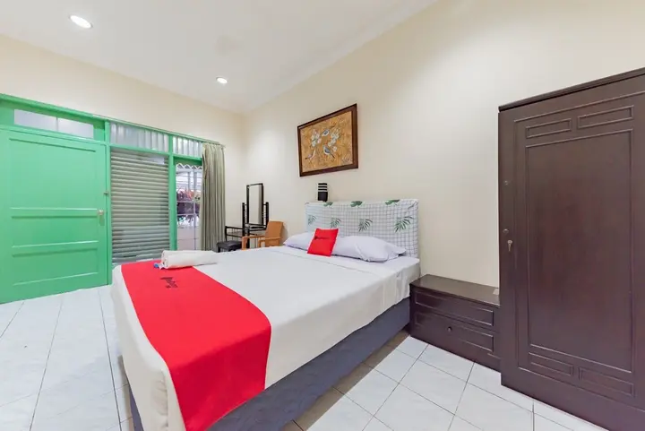 Сукабуми: RedDoorz @ Jalan R.E. Martadinata Sukabumi