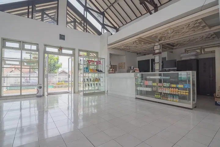 Сукабуми: RedDoorz @ Jalan R.E. Martadinata Sukabumi