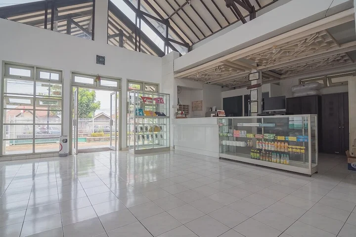 Сукабуми: RedDoorz @ Jalan R.E. Martadinata Sukabumi