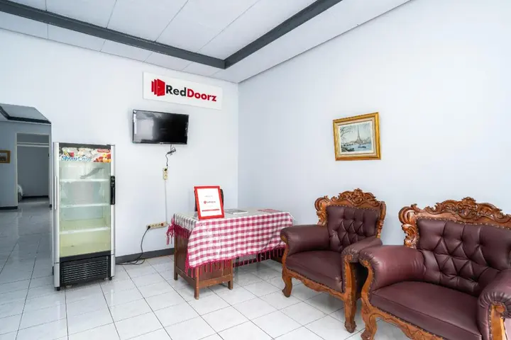 Чипанас: RedDoorz Syariah near RSUD Cimacan