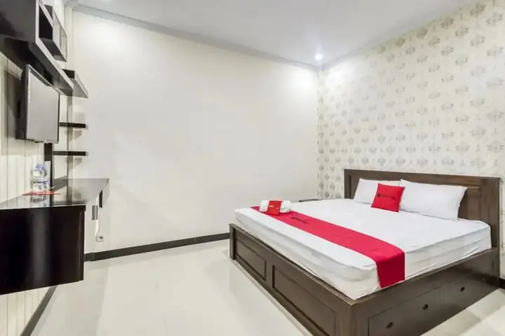 Батуретно: RedDoorz Syariah near Bandara Adisucipto Yogyakarta
